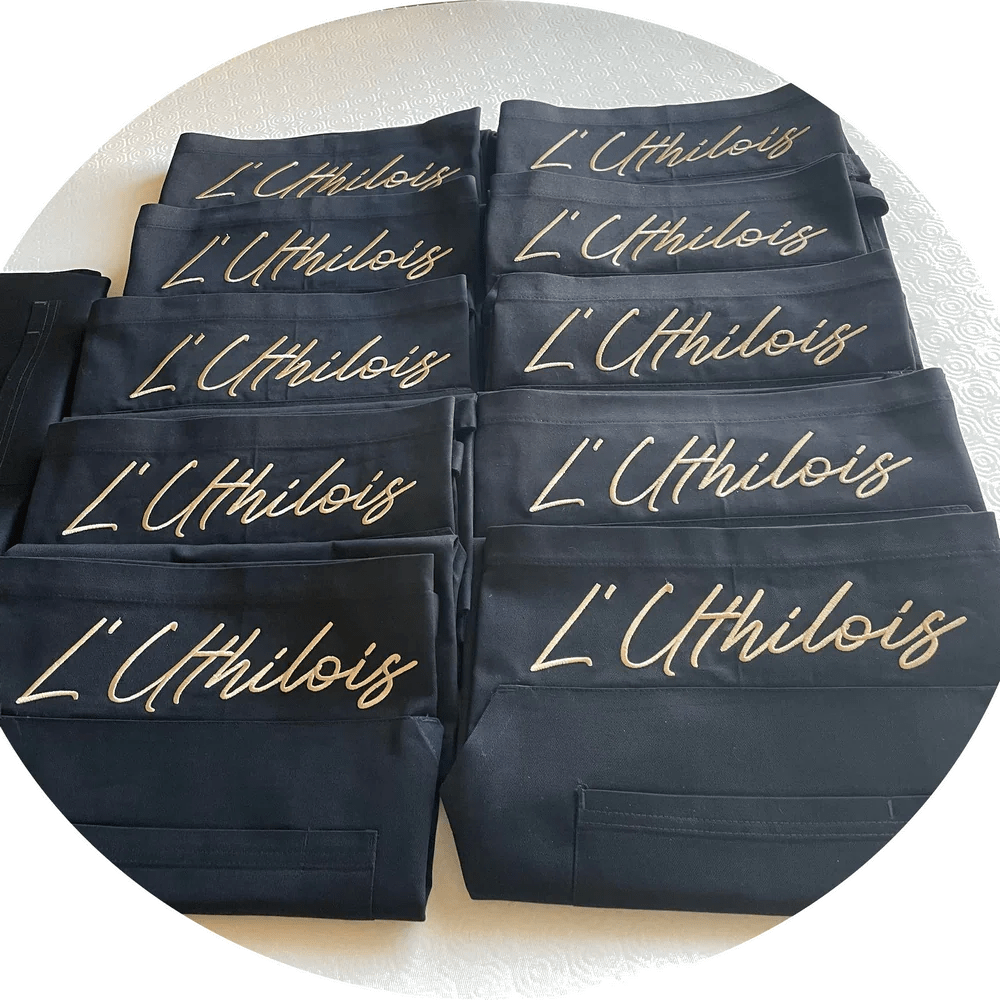 Créez Votre Identité d'Entreprise avec la Broderie : Le Cas de L'UTHILOIS - LA BRODEUSE®