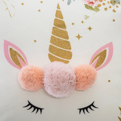 Coussin Licorne à pompons  40x40cm