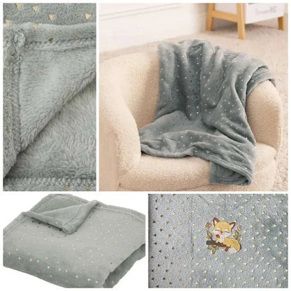 Plaid 75x100cm flanelle vert Personnalisé "Le Renard Dormant" - LA BRODEUSE®