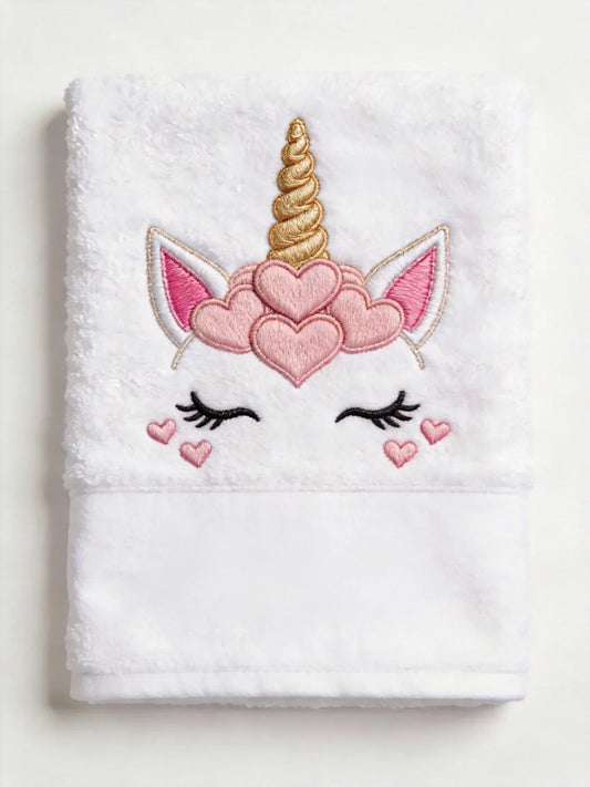 Serviette de toilette Bio Brodée Motif « LICORNE ENCHANTEE » - LA BRODEUSE®