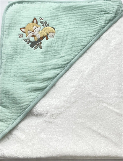 cape_de_bain_bebe_brodee_renard_dormant