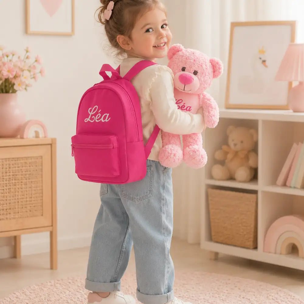 Coffret Duo Fille : Sac à Dos Fuchsia & Tummi Bear Rose Brodés au Prénom - LA BRODEUSE®
