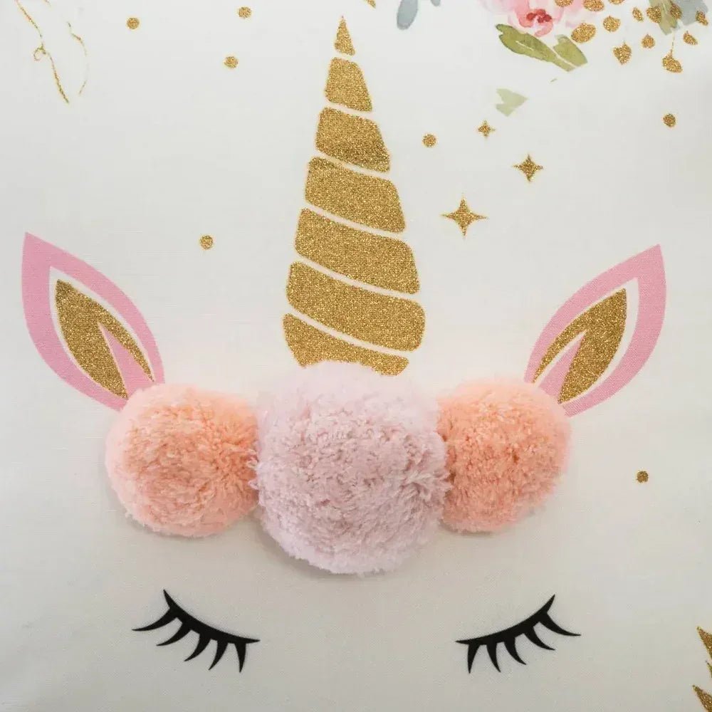 Coussin Licorne à pompons 40x40cm à Personnaliser - LA BRODEUSE®