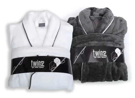 Duo de Peignoirs de Luxe Personnalisés - LA BRODEUSE®