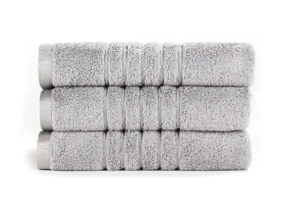 Serviette de Toilette Brillant Personnalisée – 50x100 cm - LA BRODEUSE®