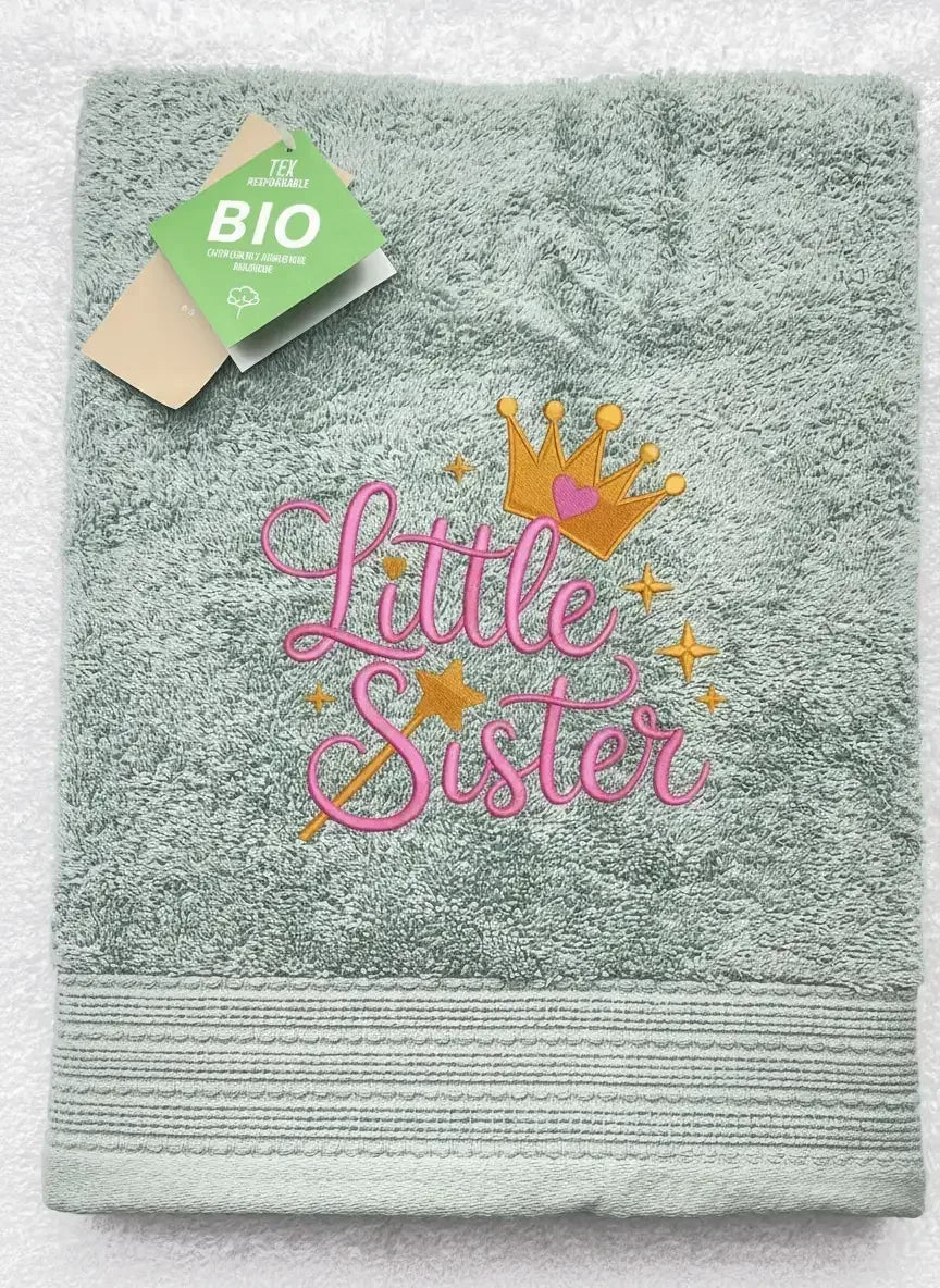 Serviette de toilette Coton Bio motif brodé « LITTLE SISTER » - LA BRODEUSE®